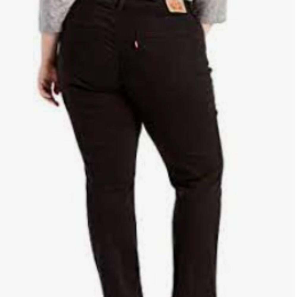 LEVI'S Black 414 Classic Straight Leg Jeans Size 22W